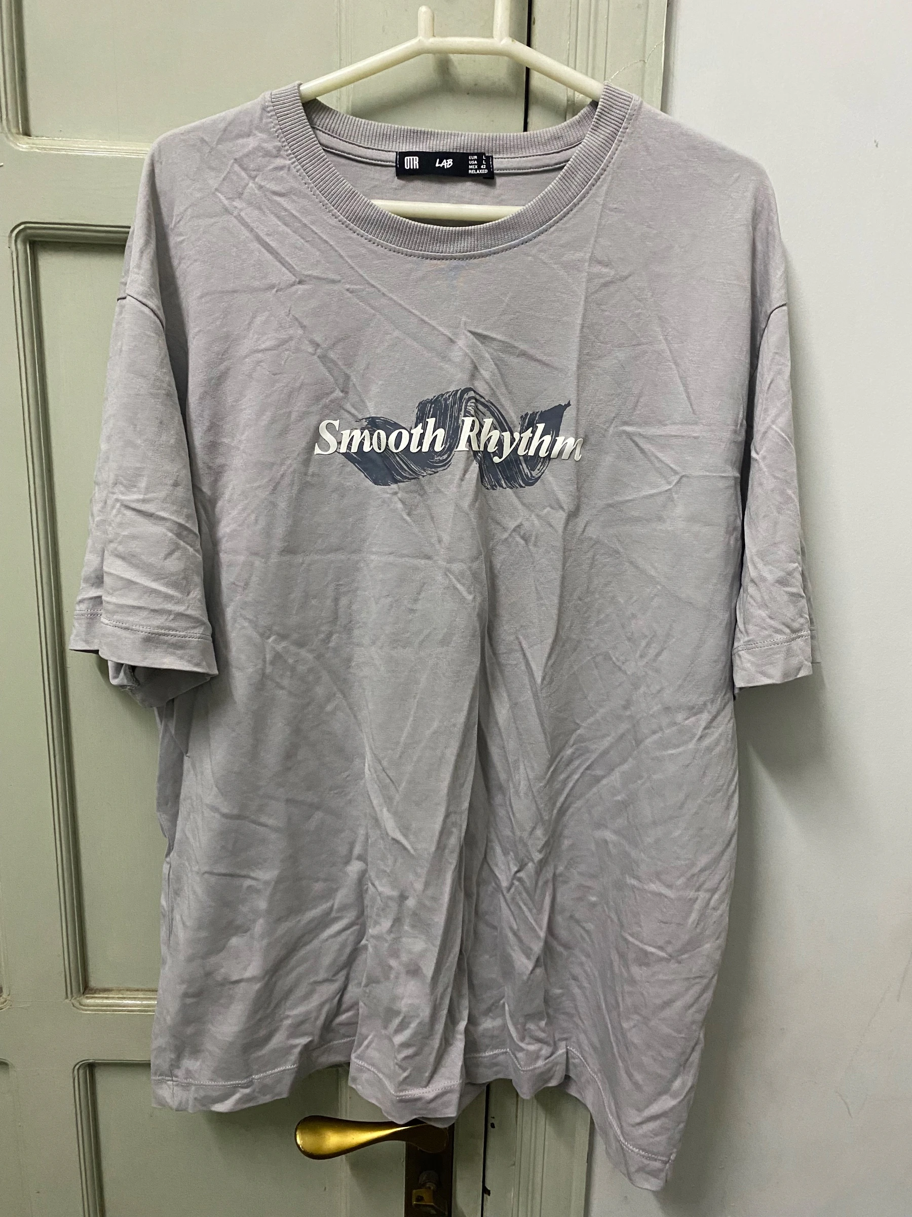 Outfitters T-shirt